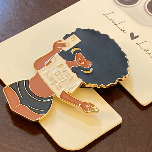 Black Girl Magic Cellphone Grip - Picture 4 of 5